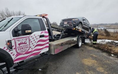 The Do’s and Don’ts of Towing: Essential Safety Tips for Drivers in Middleton, WI